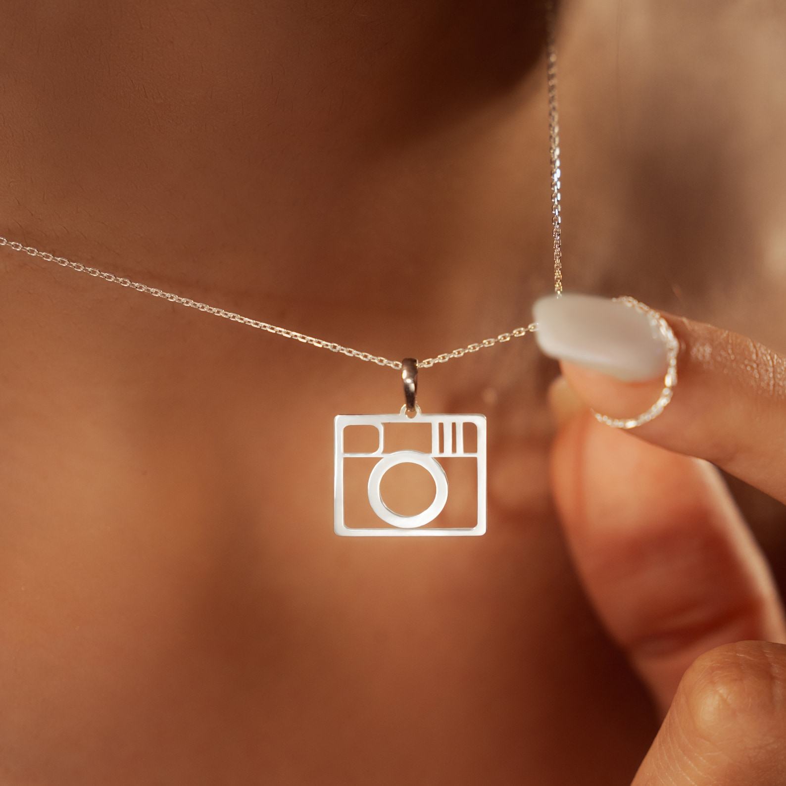 18K Gold Plated Camera Necklace Capture Memories with Style