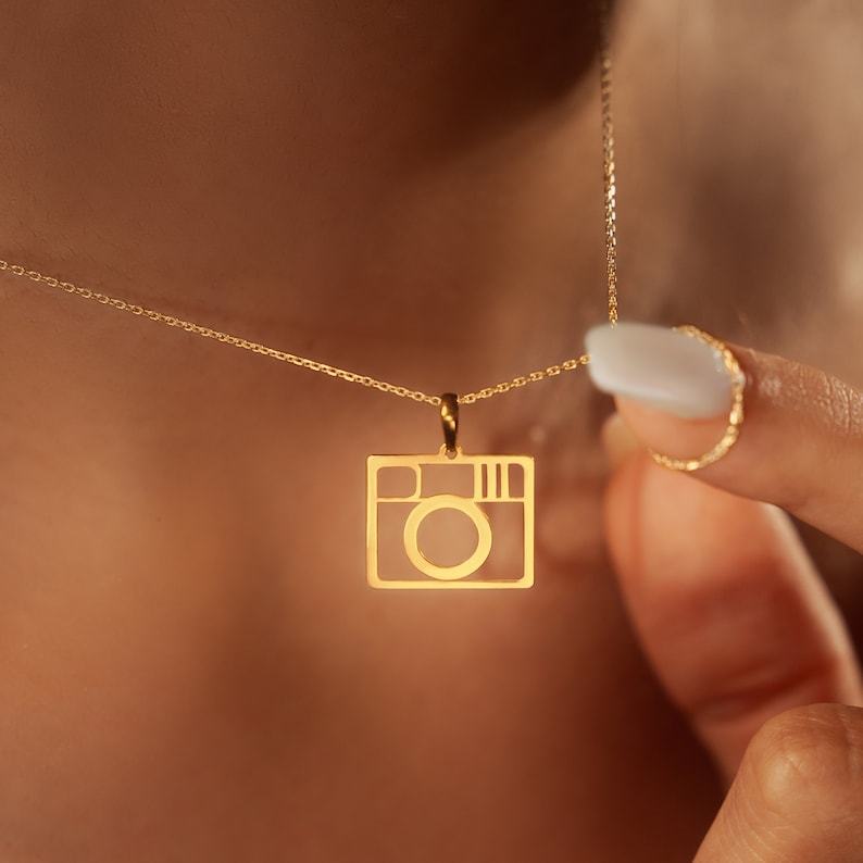 18K Gold Plated Camera Necklace Capture Memories with Style