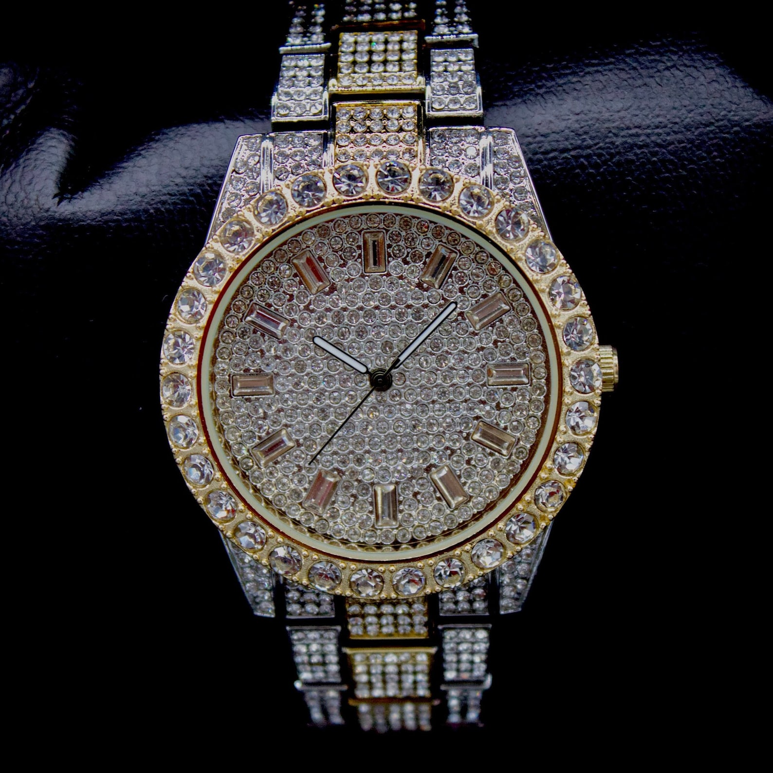 18k Gold/White Gold Iced Out Luxury Hip Hop Watch for Men with CZ Diamond Baguettes