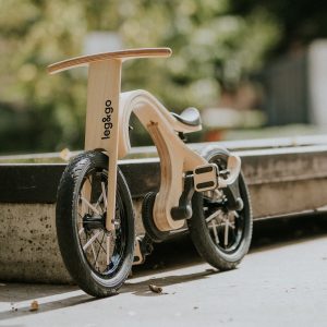 2-in-1 Wooden Balance Bike with Pedals The Perfect Ride for Toddlers and Preschoolers