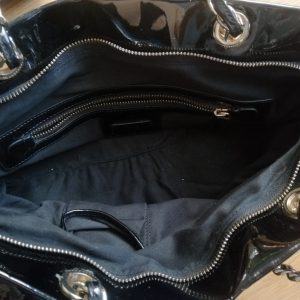 90s Vintage Jaeger Leather Shoulder Bag with Bold Gold Chain