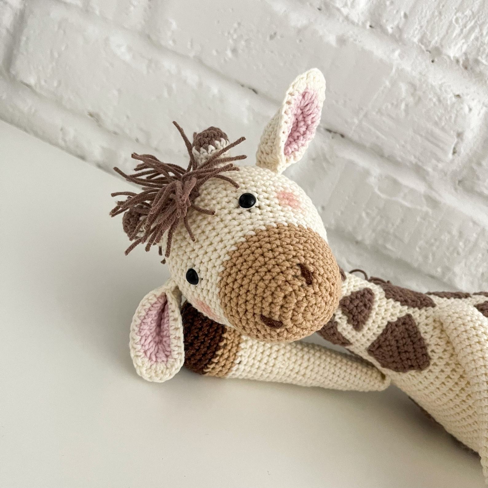 Adorable Crochet Giraffe Amigurumi A Safari Adventure for Your Little One