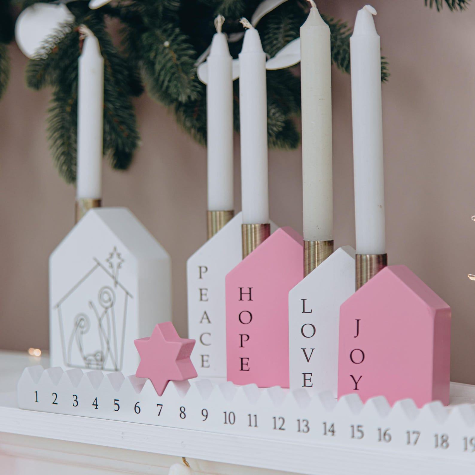 Advent Wreath Candle Holder – Rustic Wooden Christmas Countdown Decoration | Christian Holiday Table Centerpiece