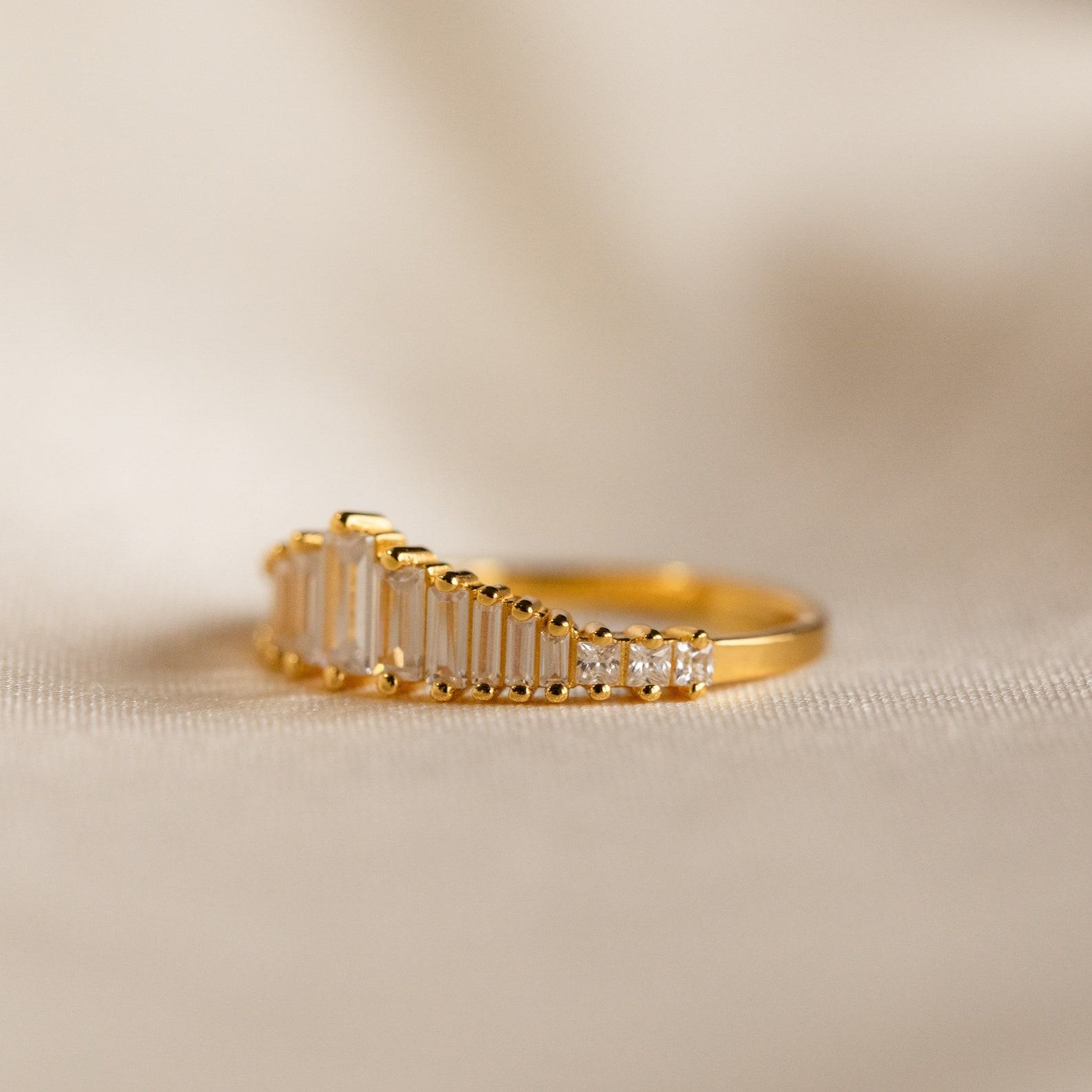 Art Deco Diamond Ring Vintage Elegance for the Modern Bride