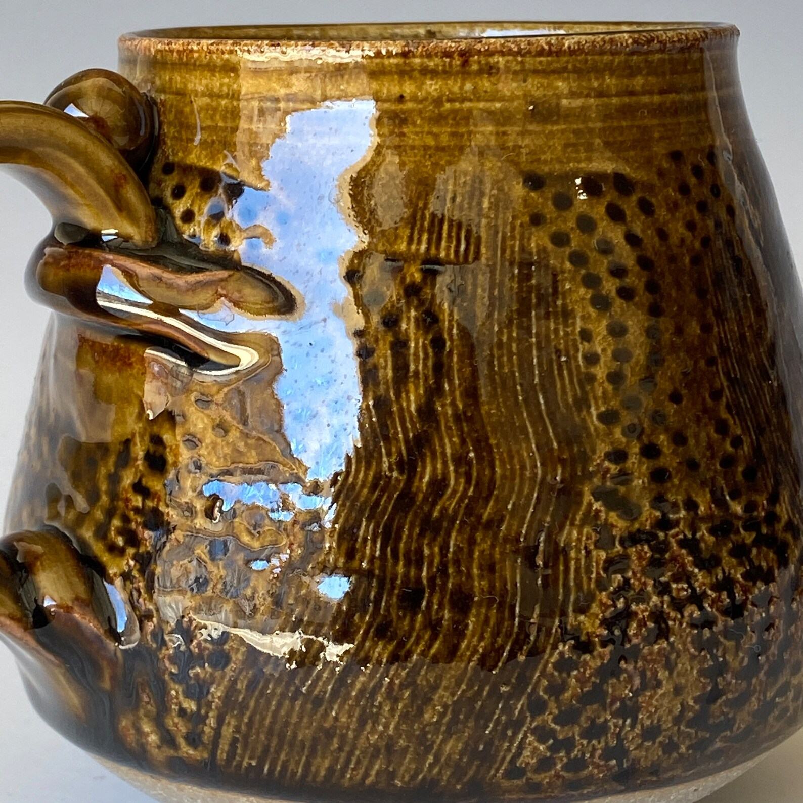 Artisan-Crafted Textured Ceramic Mug Elevate Your Morning Ritual with a Unique Masterpiece (CMMC4AMB10)