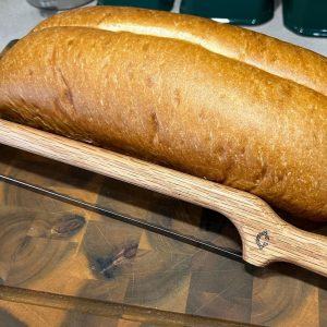 Artisan’s Choice Precision Hardwood Bread Knife for Sourdough Mastery
