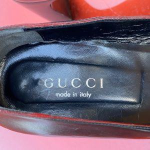 Authentic 90s Vintage Gucci Black Leather Pumps Timeless Elegance and Style