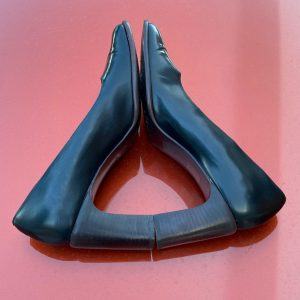 Authentic 90s Vintage Gucci Black Leather Pumps Timeless Elegance and Style