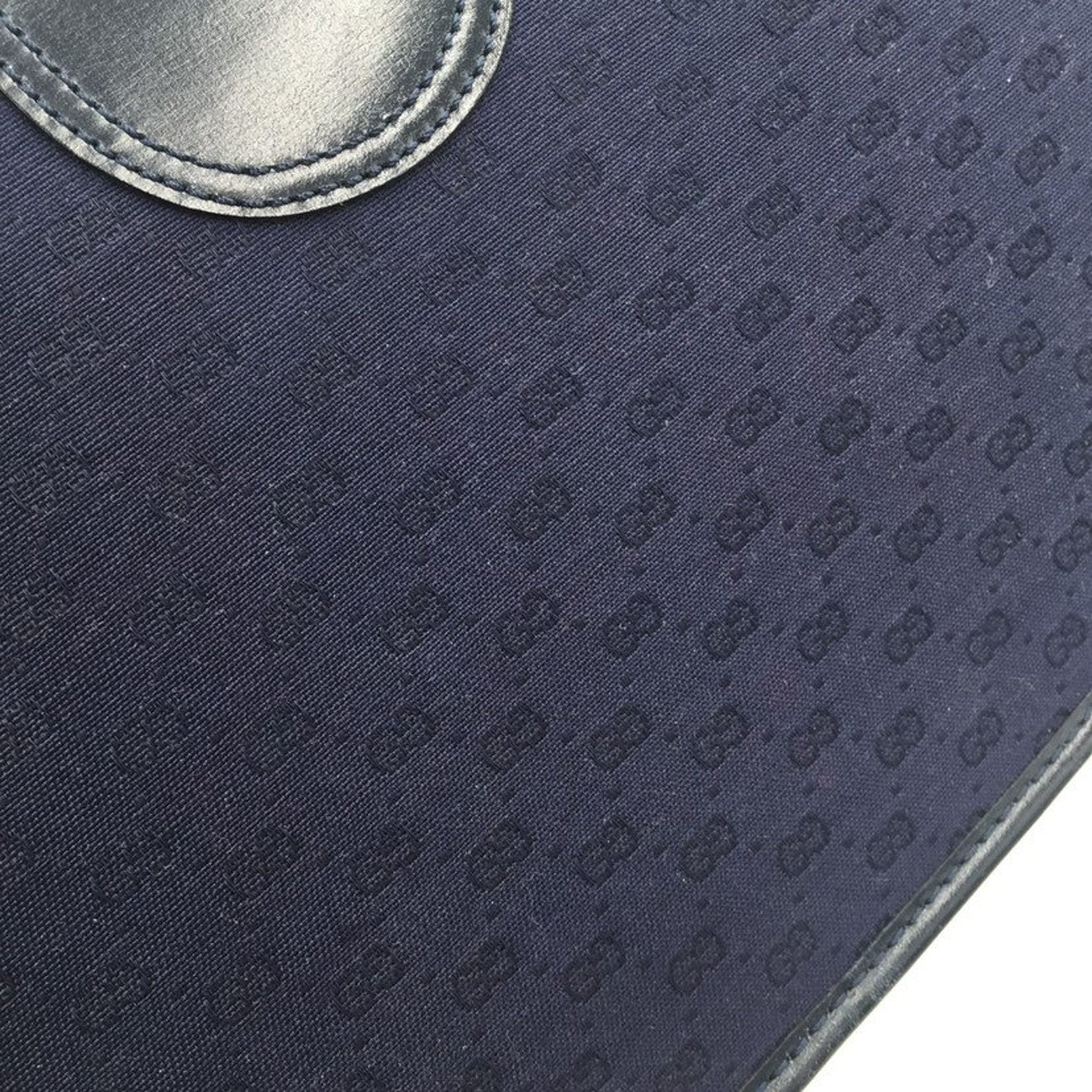 Authentic Gucci Monogram Crossbody Bag Timeless Elegance for the Modern Woman