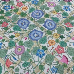 Authentic Vintage 90s Gucci Silk Scarf Elevate Your Style with Timeless Elegance