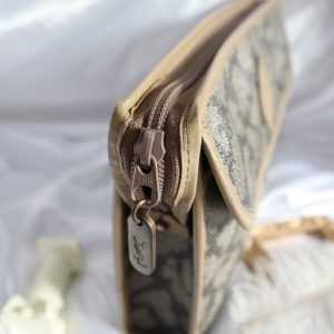 Authentic Yves Saint Laurent Clutch Timeless Elegance for the Modern Woman