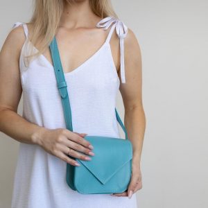 Azure Allure The Perfect Everyday Companion – Mini Leather Crossbody Purse