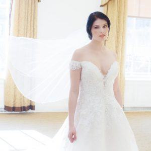 Beaded Bridal Veil Ivory Elegance for Your Wedding Day