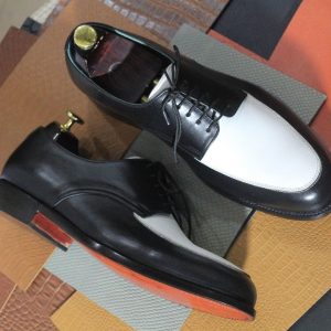 Bespoke Black & White Leather Oxford Shoes – Classic Men’s Formal Lace-Ups
