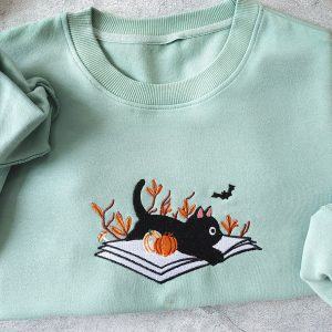 Bewitching Black Cat Embroidered Sweatshirt Spooky and Cozy for Fall
