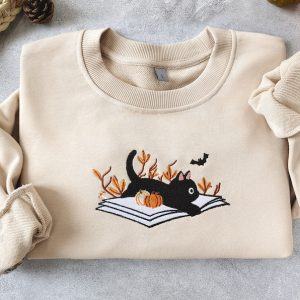 Bewitching Black Cat Embroidered Sweatshirt Spooky and Cozy for Fall