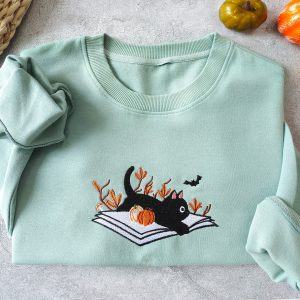 Bewitching Black Cat Embroidered Sweatshirt Spooky and Cozy for Fall