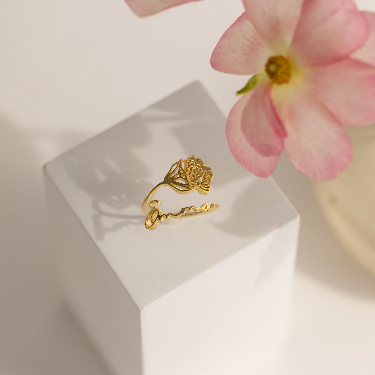 Birth Flower Name Ring Personalized Floral Jewelry for a Timeless Statement