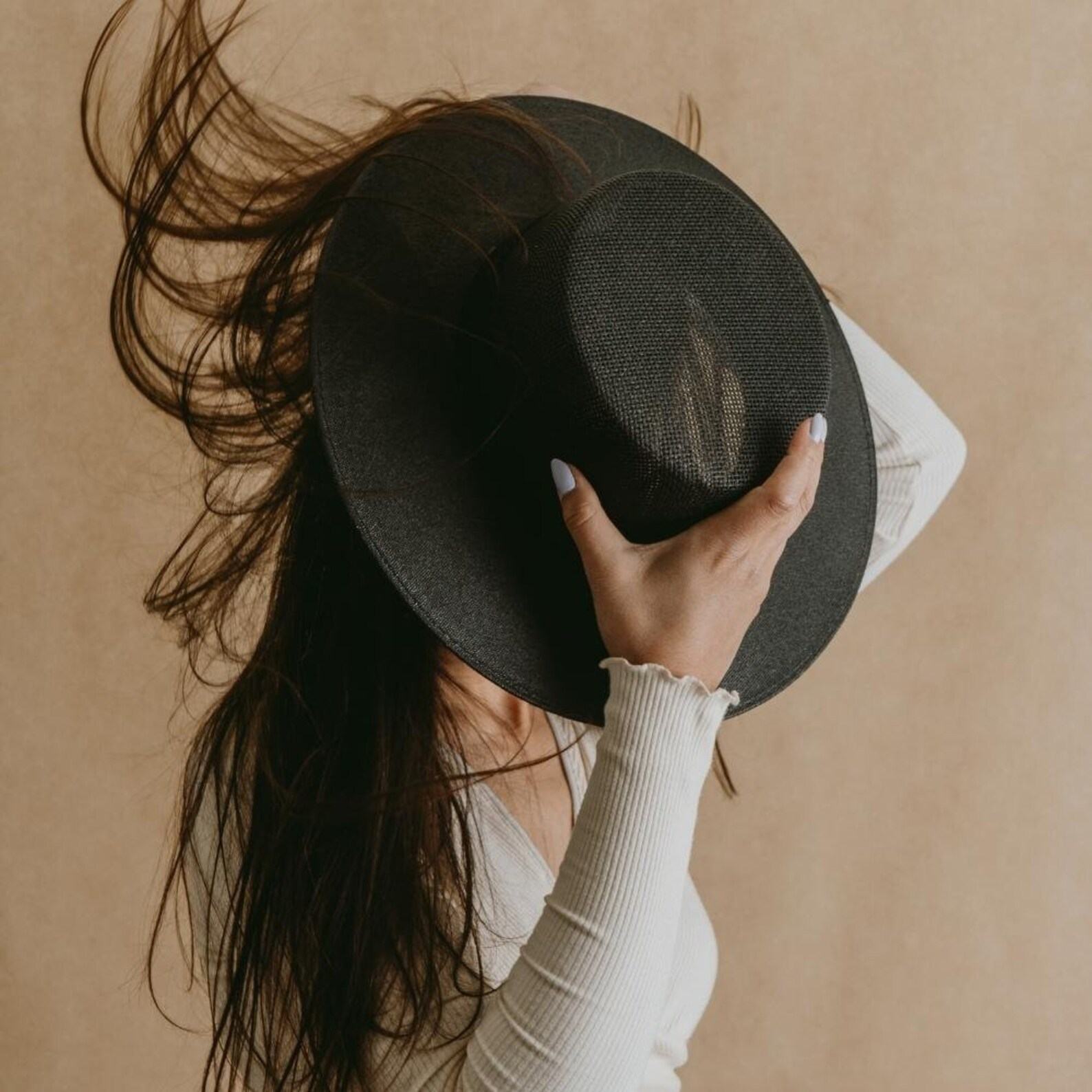 Black Boater Hat The Perfect Summer Accessory for Women