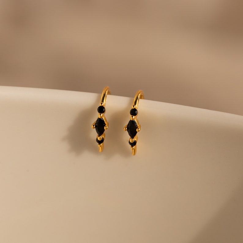 Black Diamond Threader Earrings Minimalist Elegance for the Modern Woman