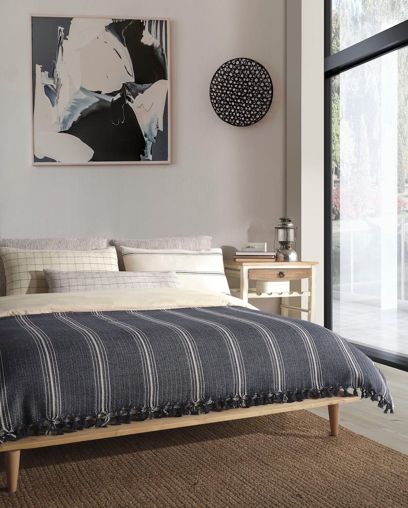 Boho Bliss Navy Blue and Cream Woven Cotton Bedspread for King Size, Perfect for Summer Nights and Mother’s Day
