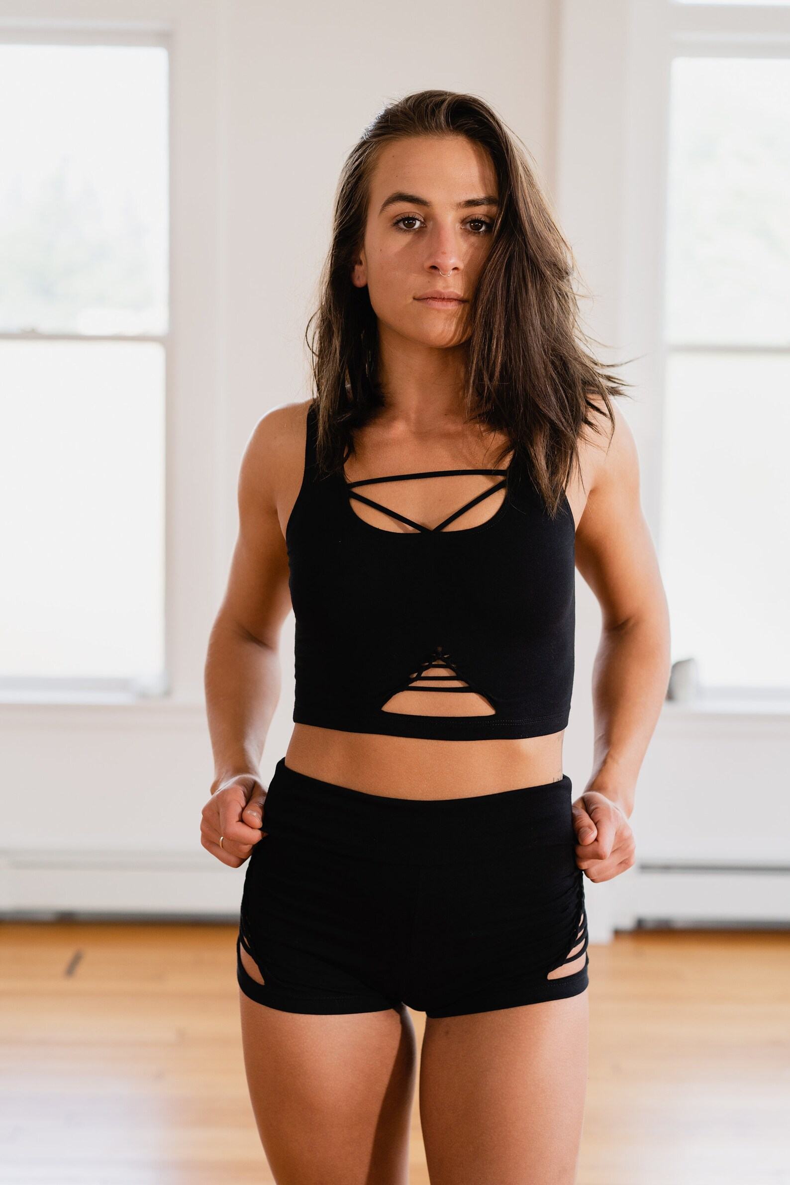 BRE Braided Crop Tank Top Elevate Your Style with Intricate Detailing - Image 5