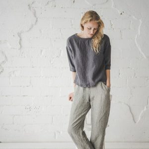 Breezy Linen Kimono Blouse Elevate Your Wardrobe with Casual Elegance