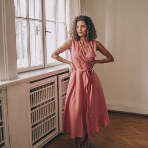 Breezy Linen Midi Dress Elevate Your Summer Wardrobe with Style and Comfort