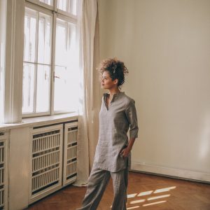 Breezy Linen Tunic Effortless Style for Every Body