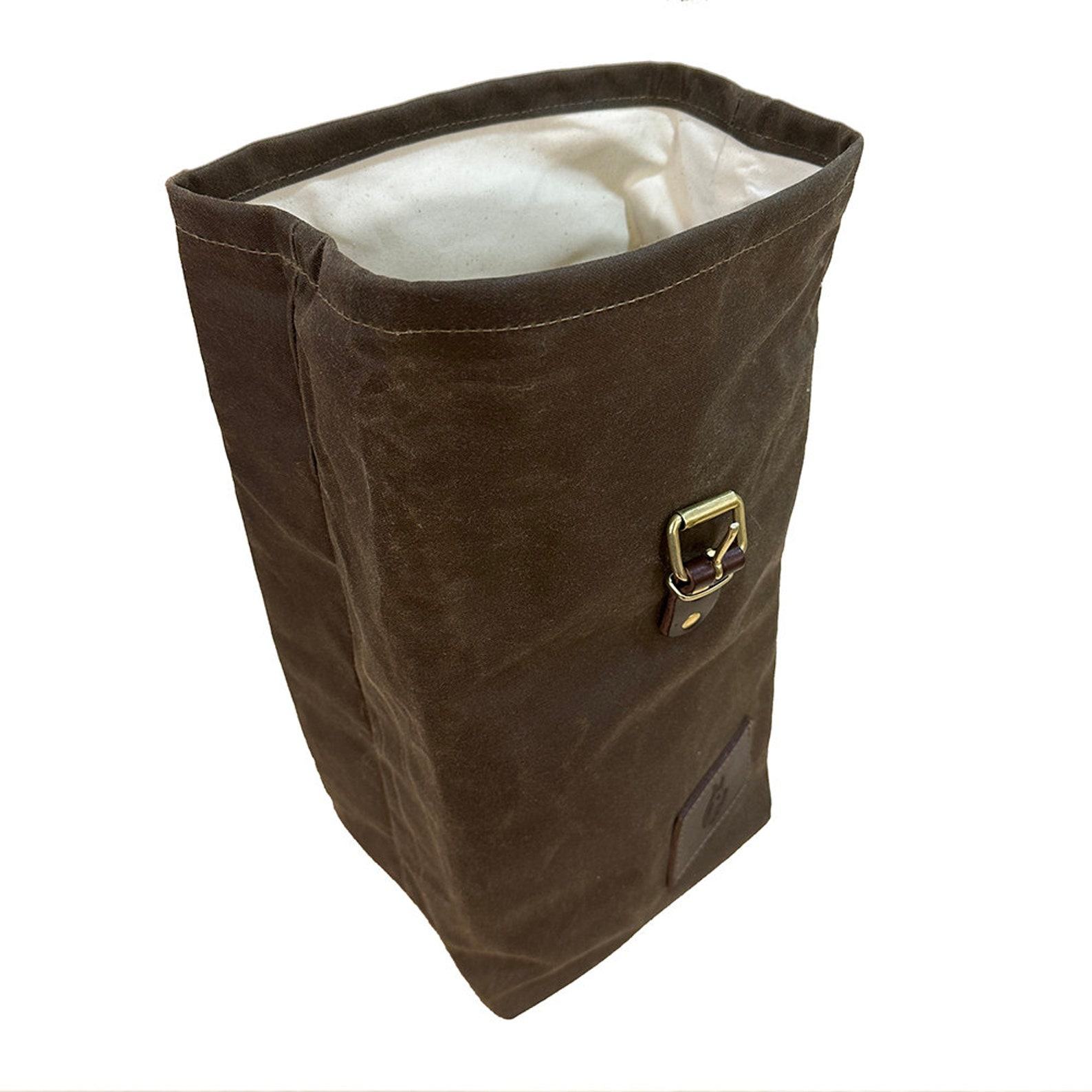 Bushcraft Essential Durable Oilskin Canvas Lunch Bag for Outdoor Adventures