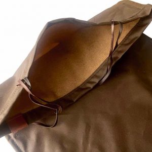 Bushcraft Spain Oilskin The Ultimate Protection for Your Outdoor Adventures