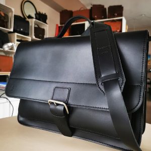 BUSINESS RIDE I The Ultimate Leather Bicycle Bag for Discerning Cyclists