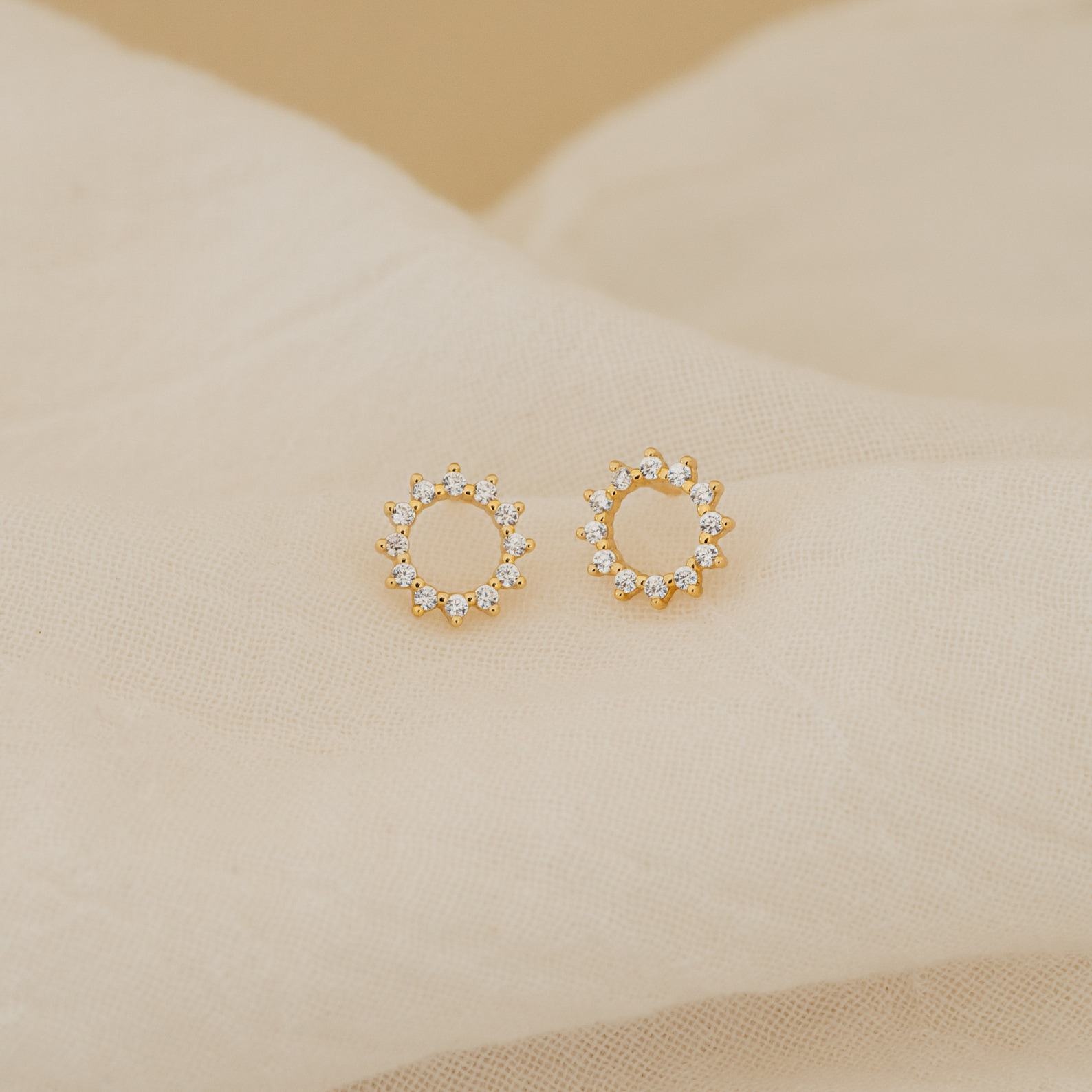 Caitlyn Minimalist Diamond Sun Earrings Geometric Crystal Studs for Bridal Elegance (ER199)