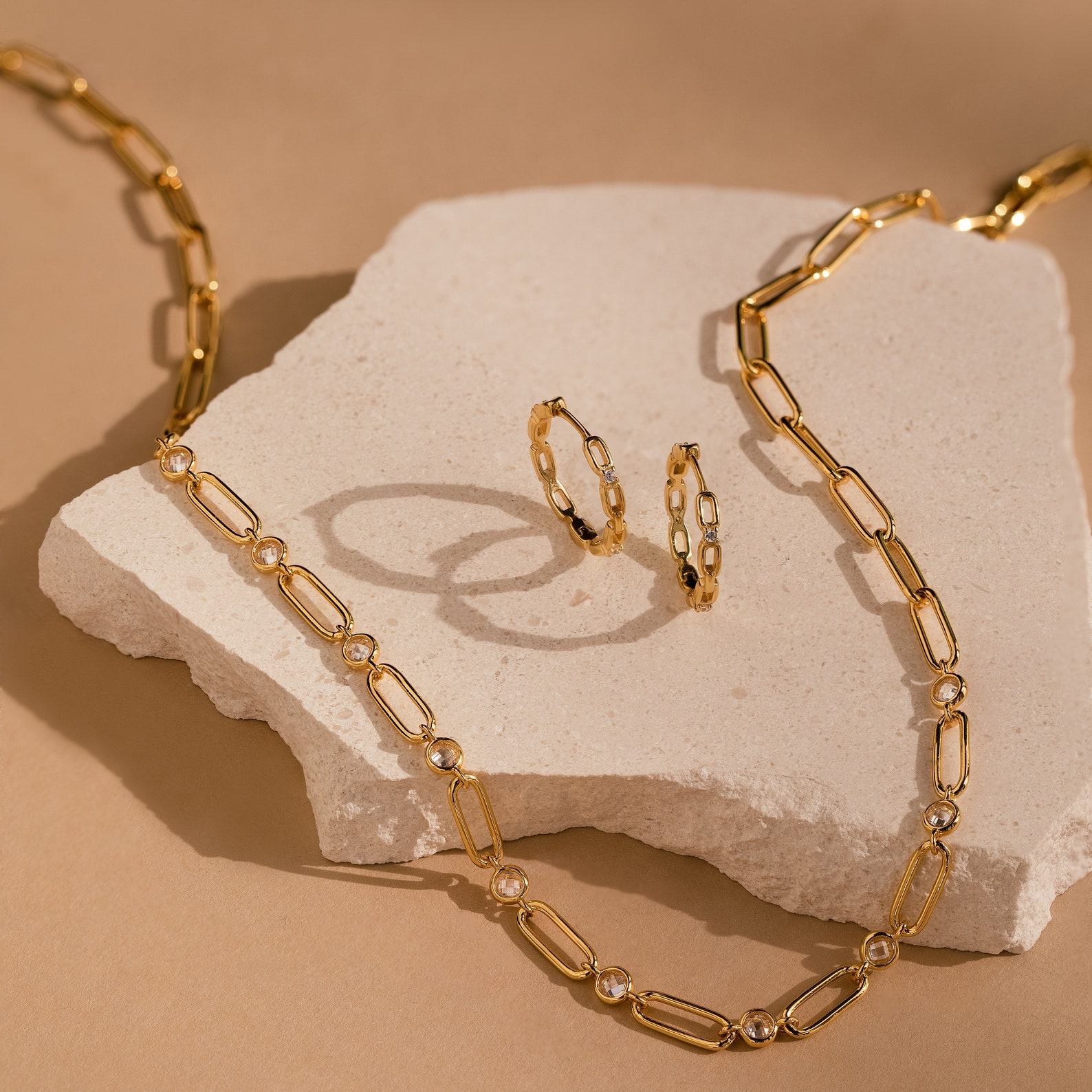 Caitlyn Minimalist Link Hoop Earrings Timeless Elegance for Everyday Glamour