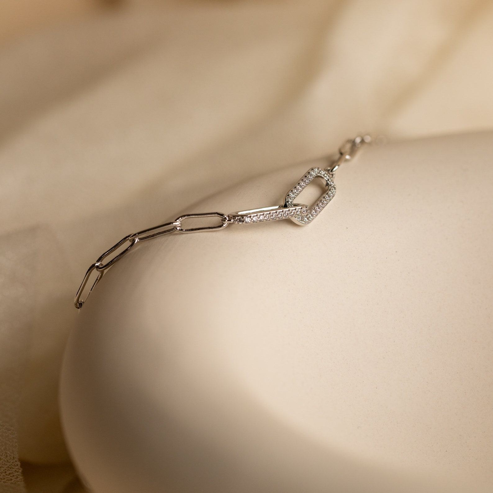 Caitlyn Minimalist Pave Diamond Linked Bracelet Elevate Your Style with Shimmering Elegance