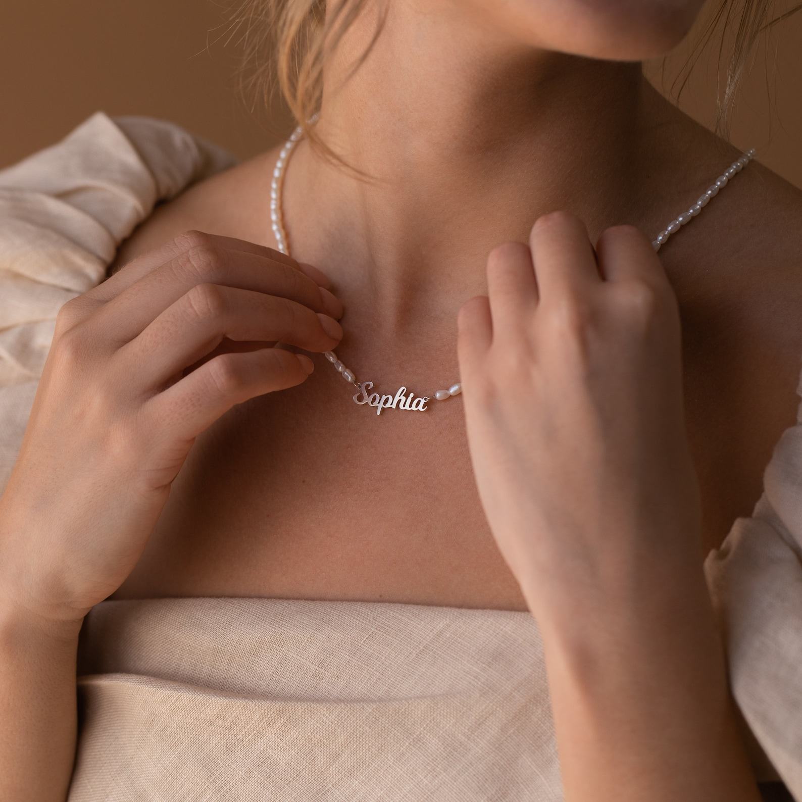 Caitlyn Minimalist Personalized Pearl Name Necklace Custom Dainty Choker with Minimalist Pearl Jewelry – Interesting  Item for Her (NM103F97)
