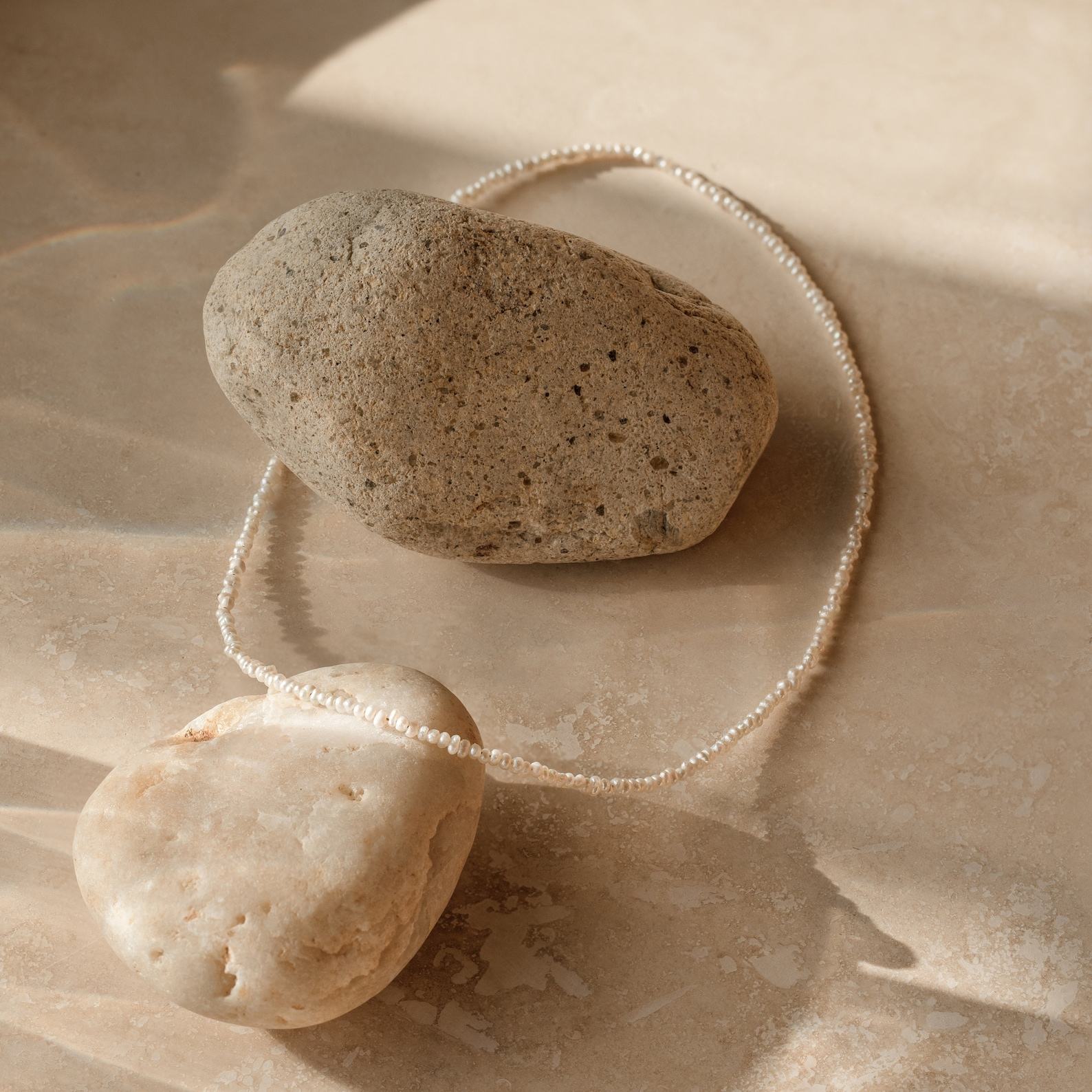 Caitlyn Minimalist’s Delicate Pearl Choker A Timeless Adornment for Brides, Bridesmaids, and Special Occasions