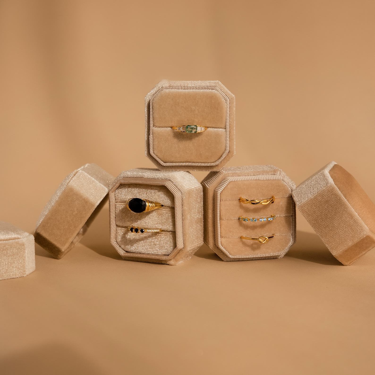 Caitlyn Minimalist’s Square Velvet Jewelry Box Timeless Elegance for Your Precious Treasures
