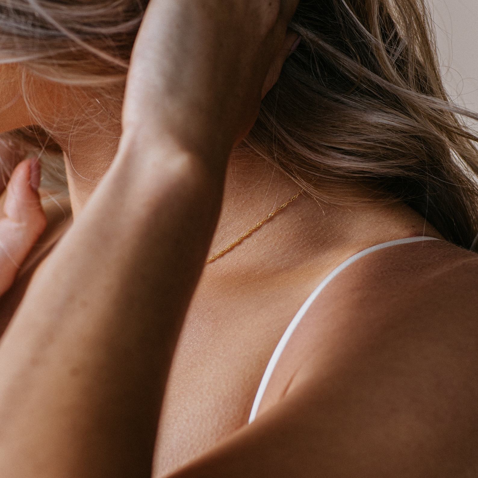 Caitlyn Minimalist’s Twisted Singapore Necklace A Dainty Gold Rope Necklace for Layering and Iteming