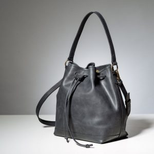 Captivating Black Bucket Bag A Versatile Accessory for Women