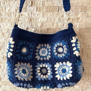 Captivating Blue Granny Square Crochet Bag A Timeless Knitted Crossbody for Everyday Style