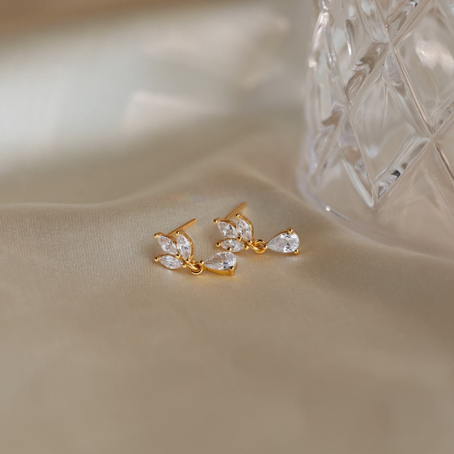Captivating Marquise Diamond Drop Earrings Minimalist Elegance for Brides and Bridesmaids (ER343)