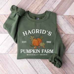 Celebrate Fall, Halloween, and Thanksgiving 2024 in Style with Hagrid’s Pumpkin Patch Sweatshirt