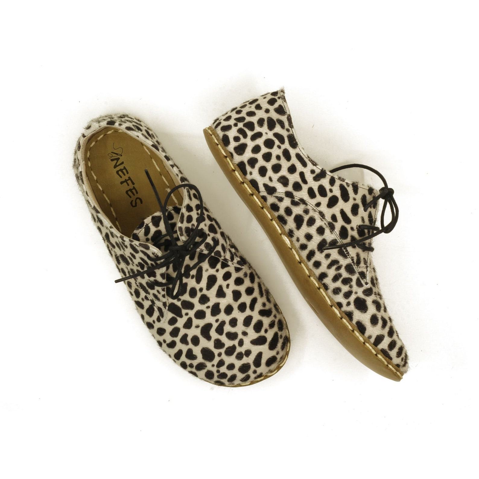 Cheetah Leopard Print Barefoot Oxford Shoes – Wide Toe Box Comfort – Women’s White