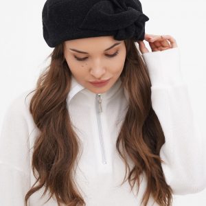 Chic Winter Wool Beret Elevate Your Style with French Elegance