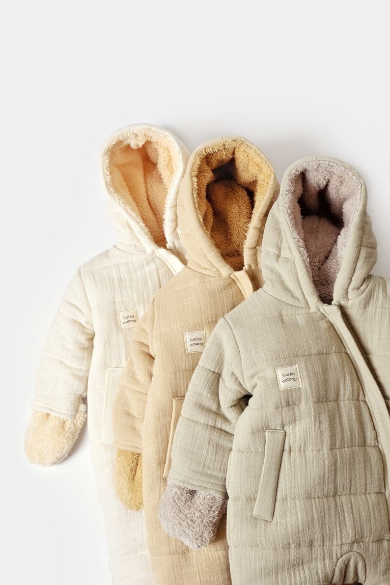 Cozy and Breathable Organic Muslin Astronaut Romper for Baby’s Cosmic Adventures