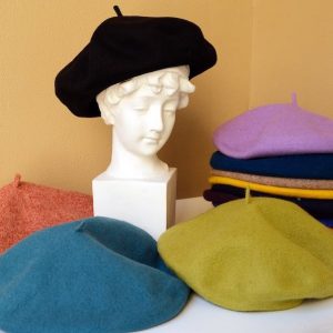 Cozy and Chic Oversized Slouchy Beret for Timeless Style