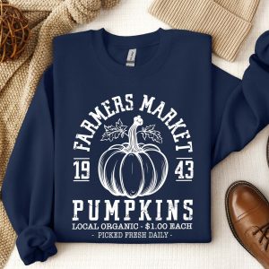 Cozy Autumn Vibes Farmers Market Sweatshirt for Thanksgiving and Halloween