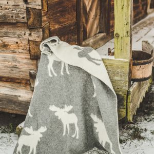 Cozy Comfort Indulge in the Warmth of Natural New Zealand Wool Blanket