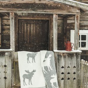 Cozy Comfort Indulge in the Warmth of Natural New Zealand Wool Blanket